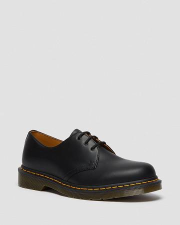 Black Men's Dr Martens 1461 Smooth Leather Oxfords Shoes | CA 604UZG